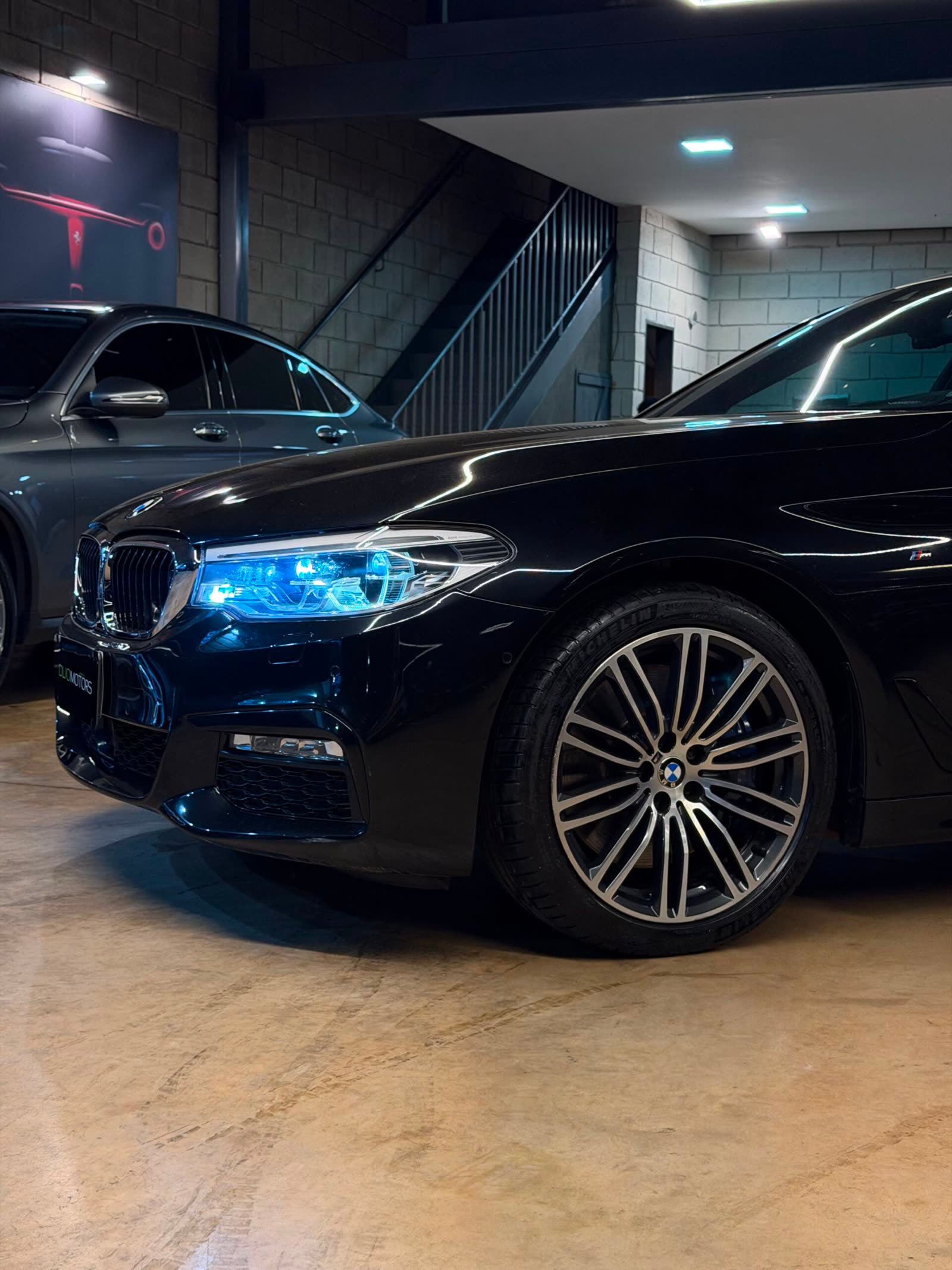 Ver a foto 2 do BMW 540i