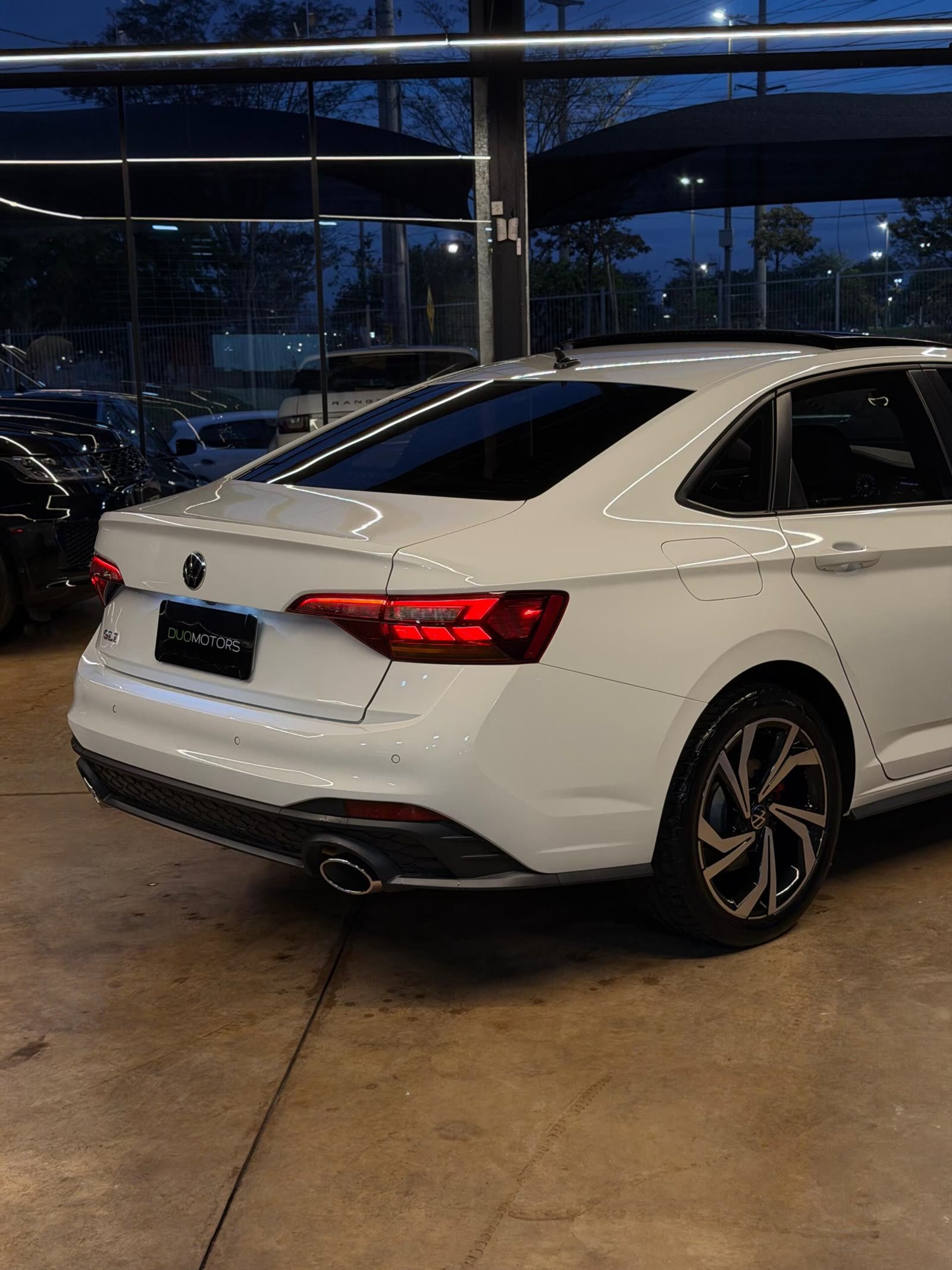 Ver a foto 6 do VOLKSWAGEN Jetta GLI